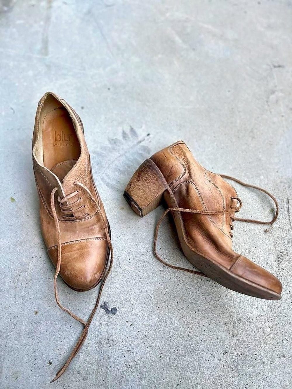 BLUR Italian hand crafted Artisan Oxfords made in Italy- size 9